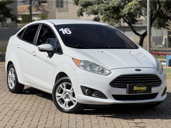 FORD FIESTA 1.6 SE SEDAN 16V FLEX 4P POWERSHIFT